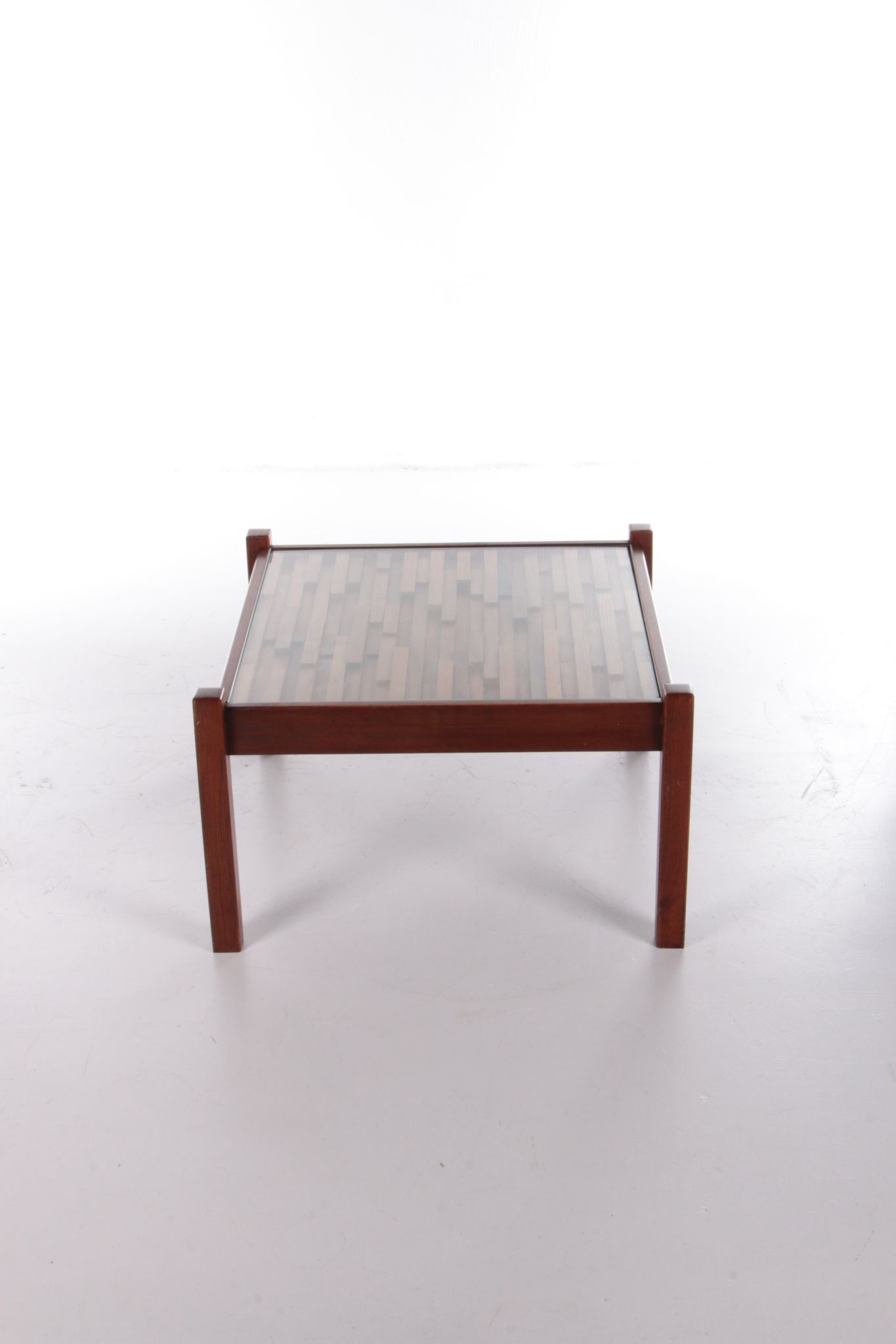 Table basse brésilienne design par percival lafer, années 1960