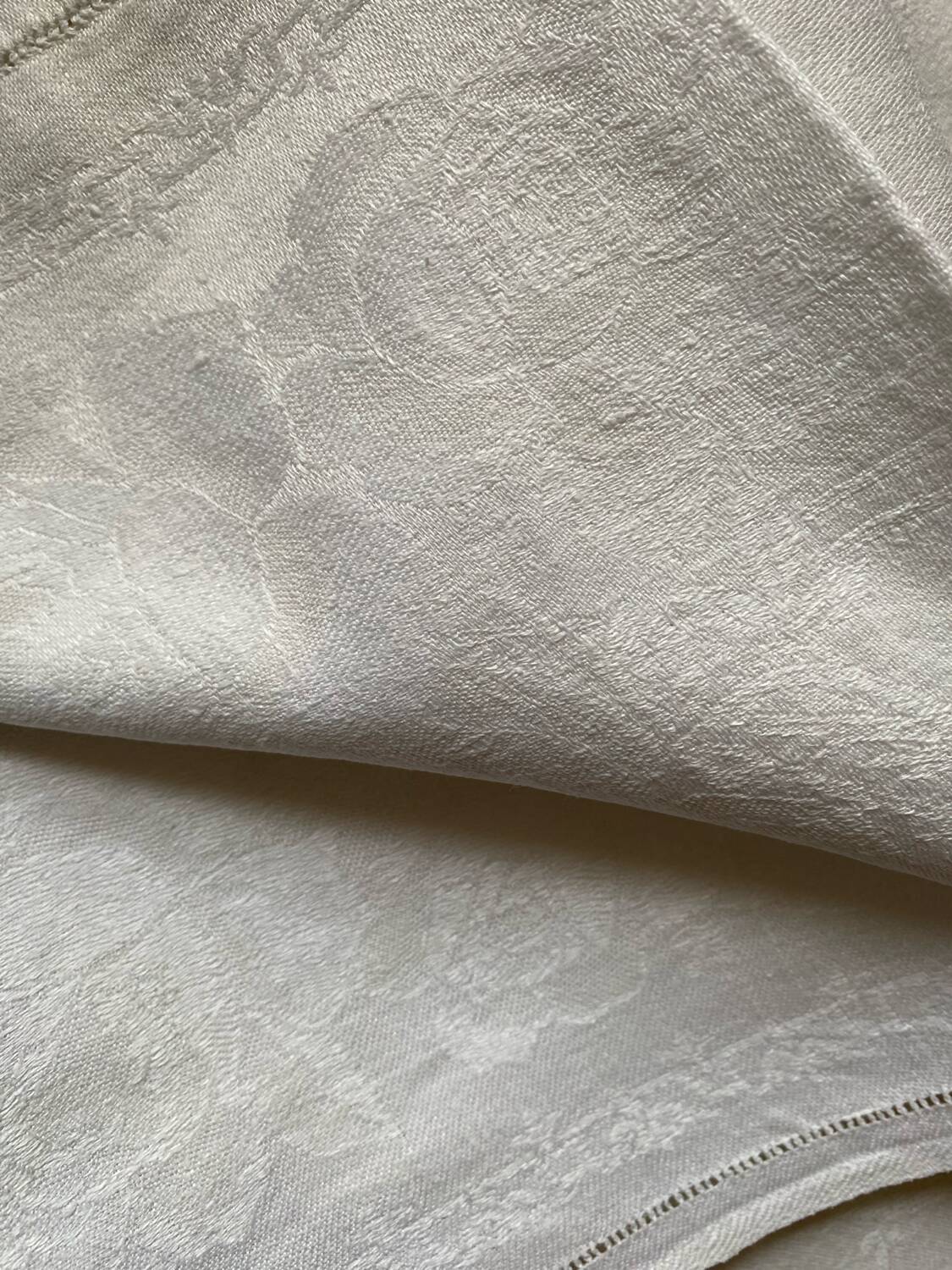 6  serviettes de table en fil de coton damassé blanc monogramme SL.
