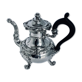 Selfish teapot silver