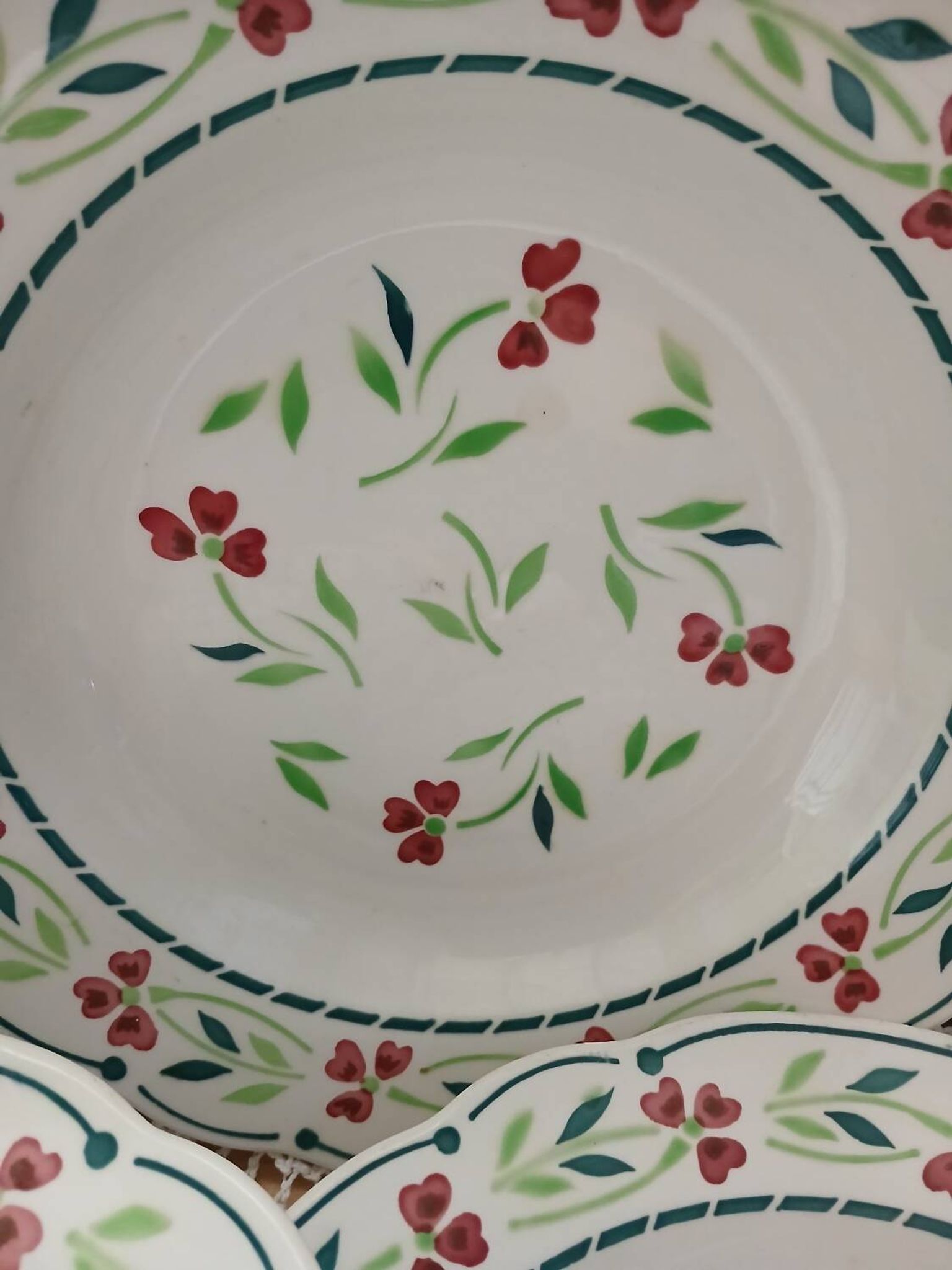 6 Digoin and Sarreguemines soup plates