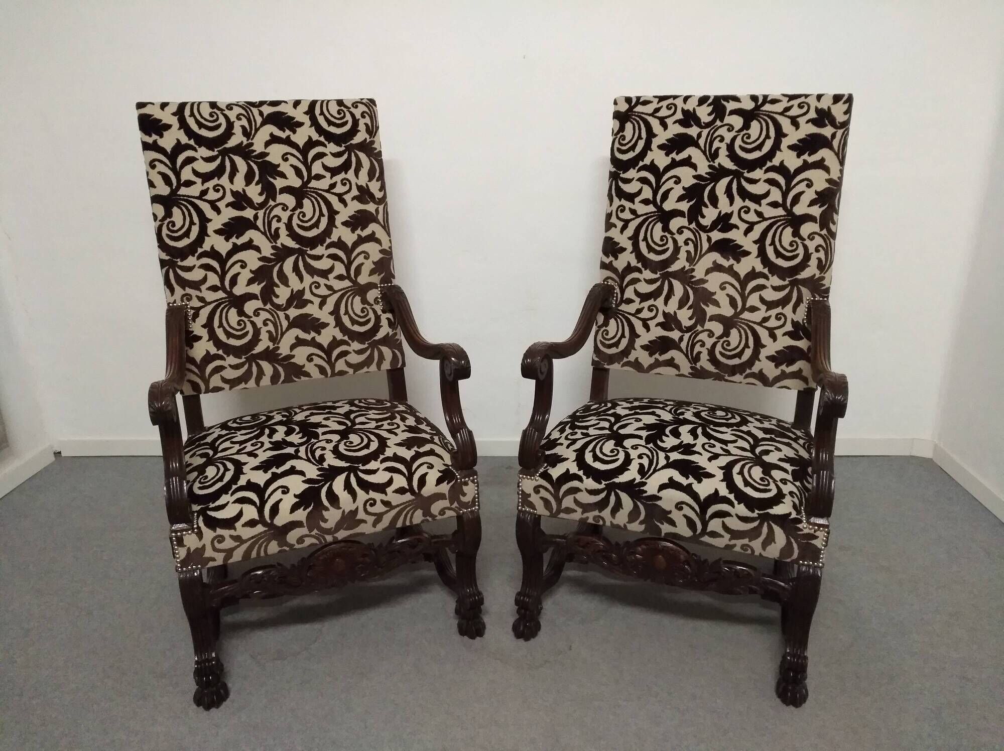 Pair of oak state armchairs, France, late 18th century