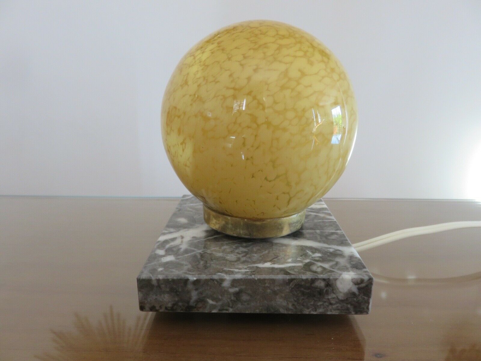Glass lamp Clichy yellow and marble years 30/40