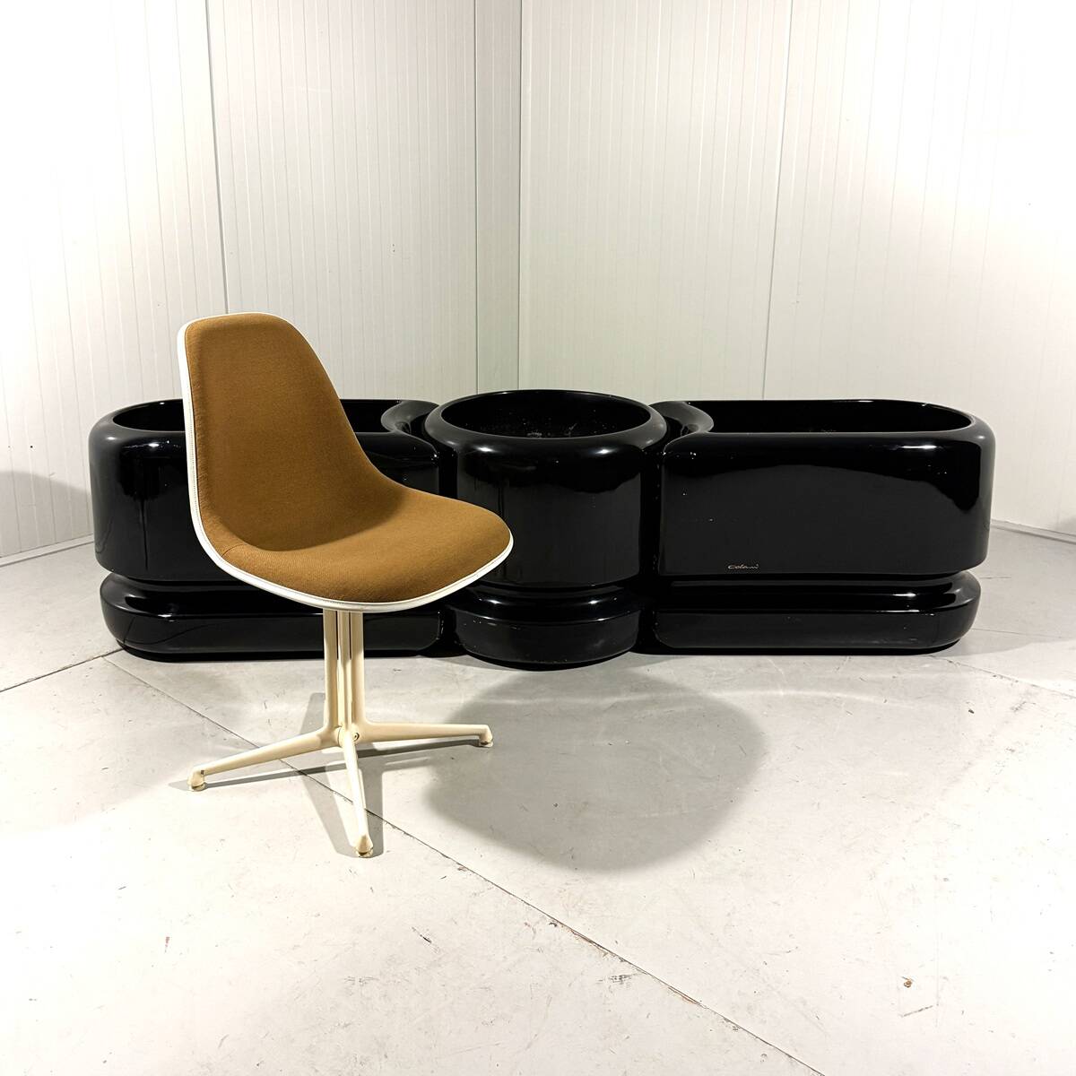 Luigi Colani set of 3 room dividing black planters 1970’s