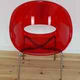 Sintesi Eye red plexiglass chair