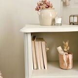 Bedside table