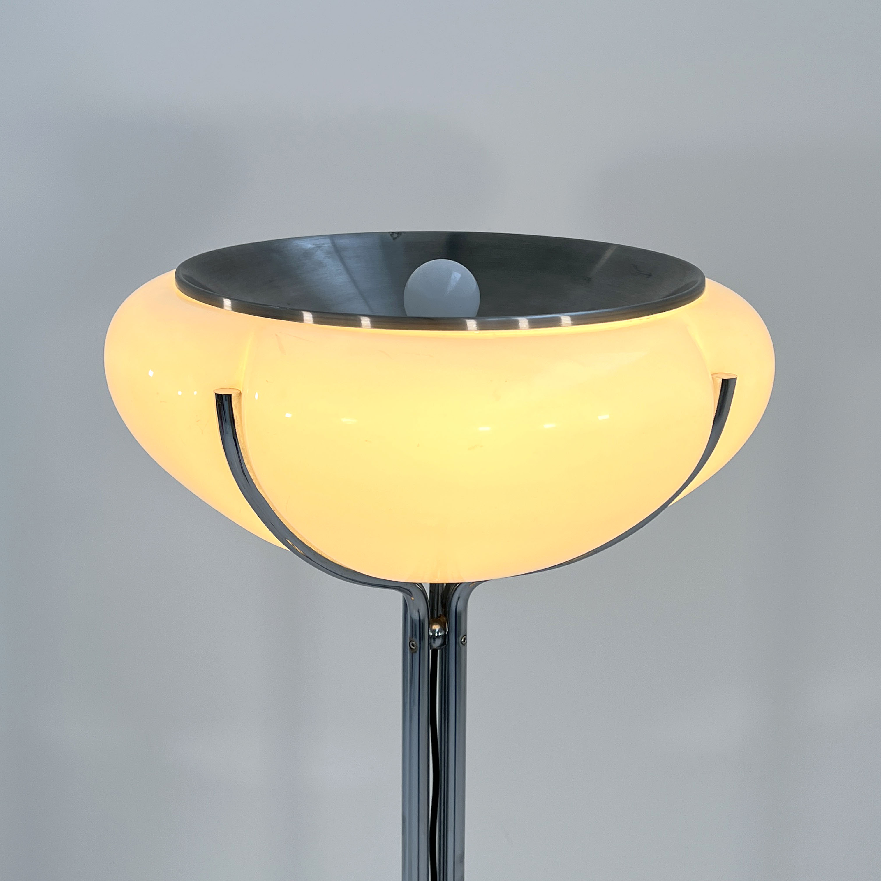 Quadrifoglio floor lamp by Gae Aulenti for Harvey Guzzini, 1970s