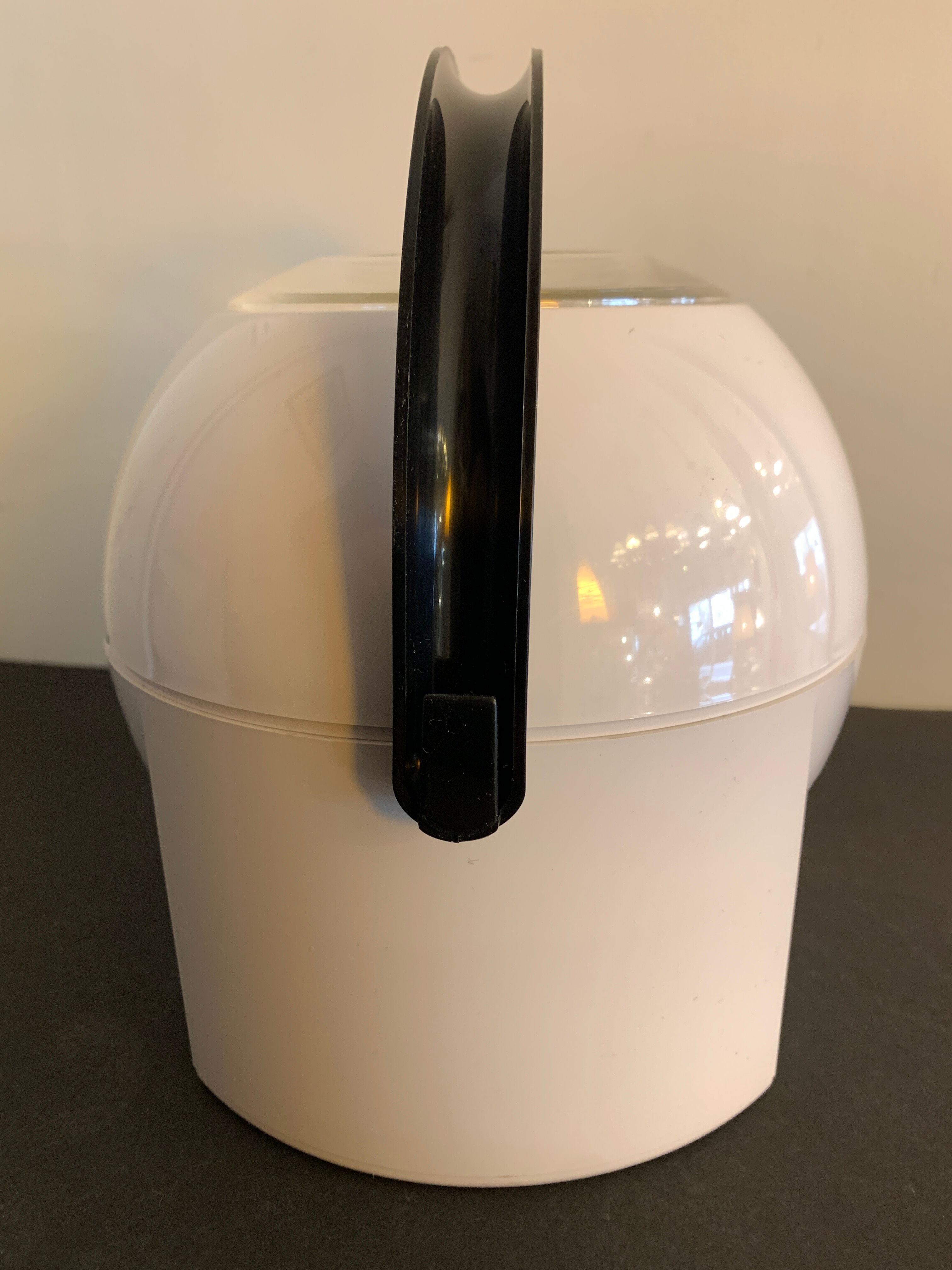 Italian grazia Fiocco ice bucket for Biesse, 1970