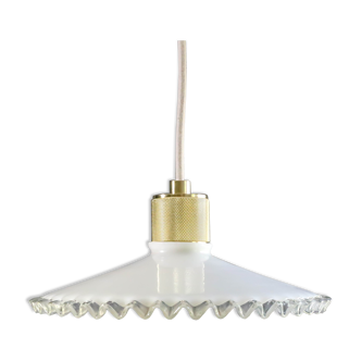 Opaline pendant lamp in white glass with transparent pleated edges - contemporary metal socket