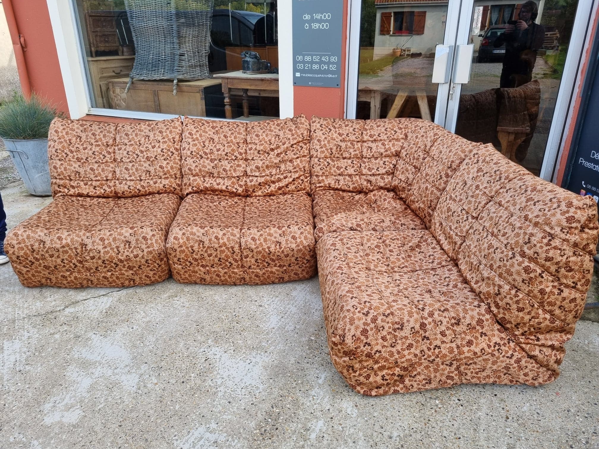 Modular sofa