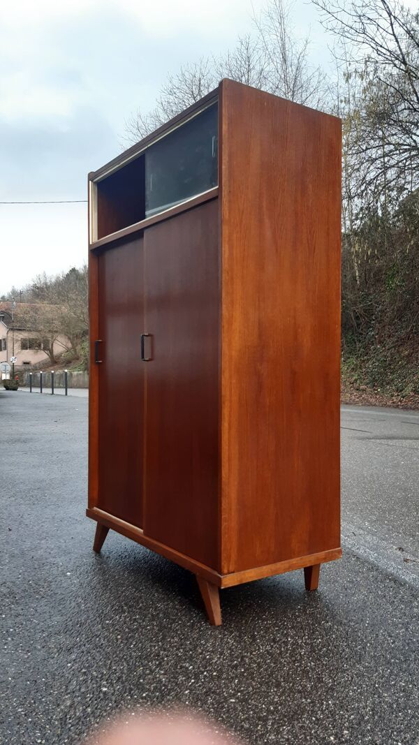 Armoire vintage pieds compas