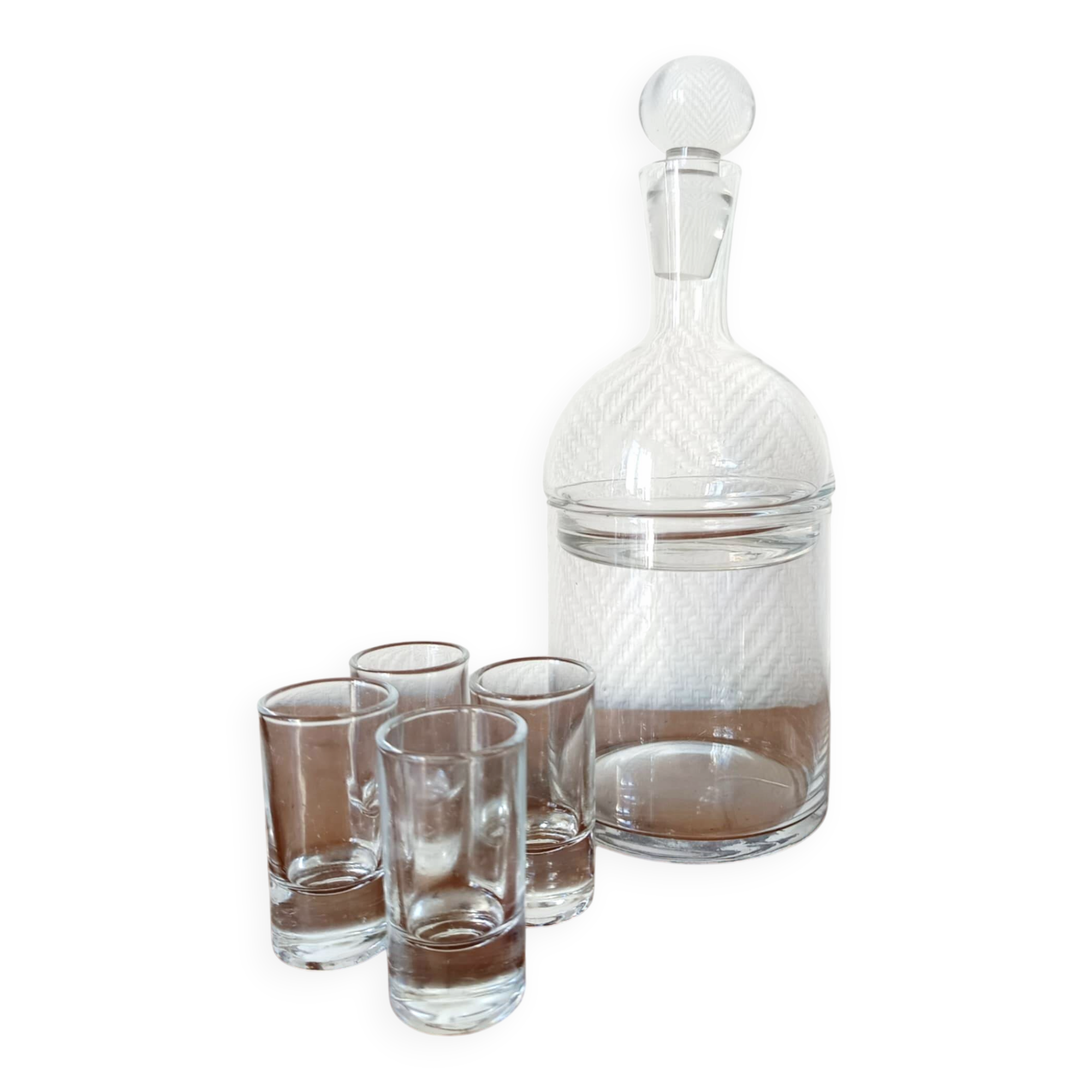 Vintage liqueur whisky service