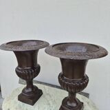 Pair of Medici cast iron vases from a bourgeois house - H73cm