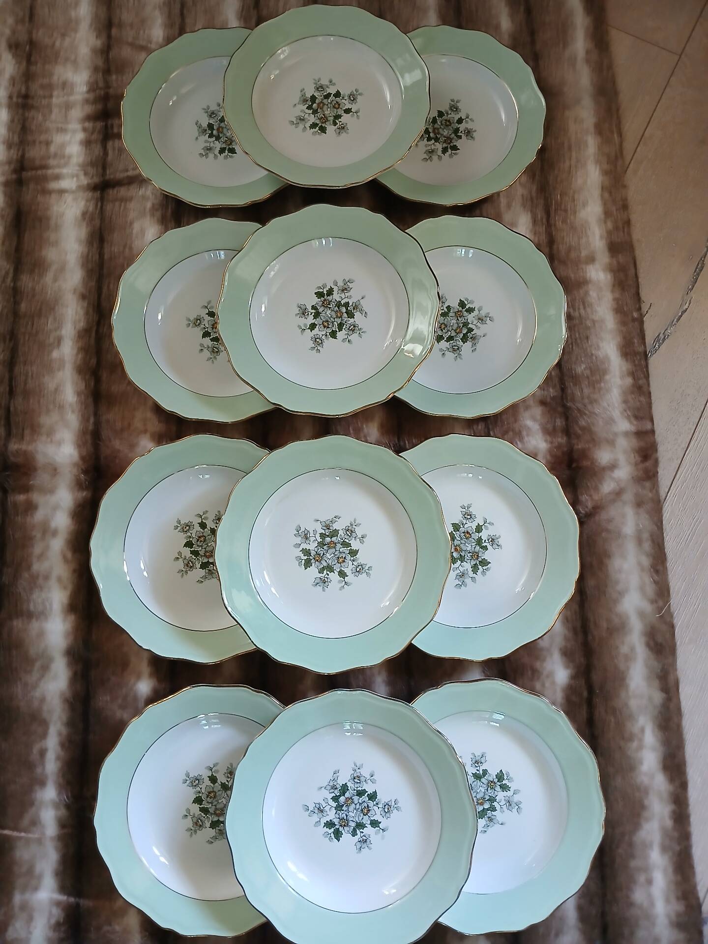 12 antique deep plates "Saint Tropez"