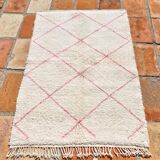 Handmade Moroccan rug 250cm x 150cm