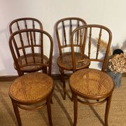 Set of 4 vintage Fischel bistro chairs in curved wood and cane