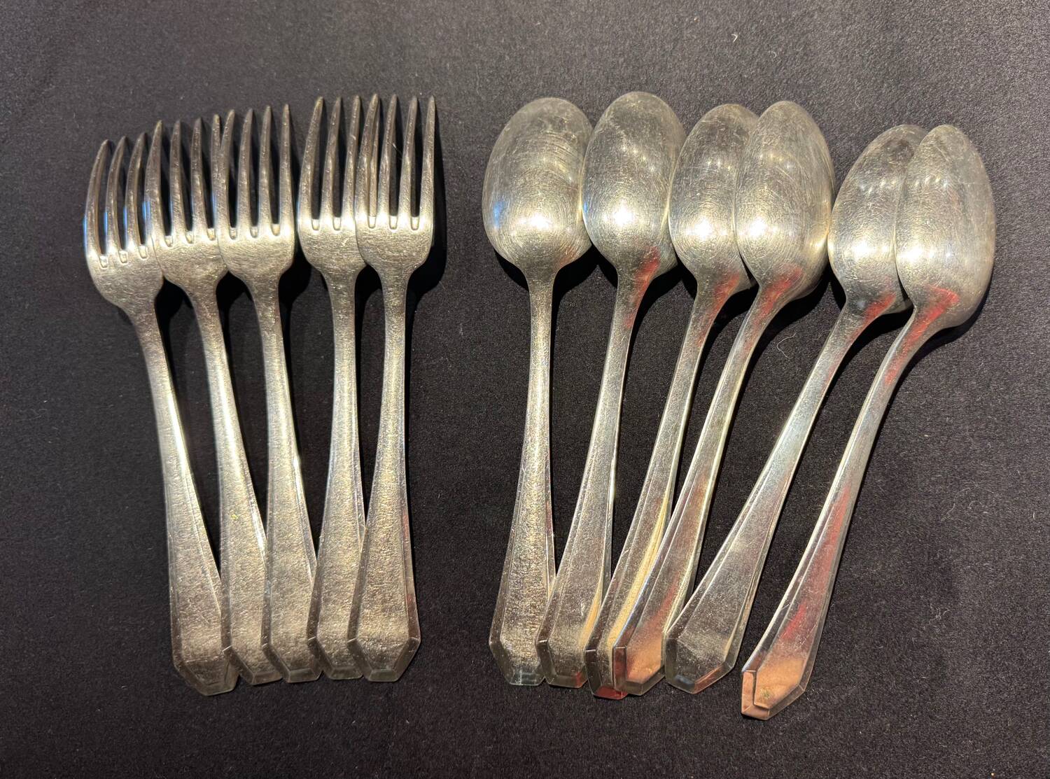 Set of 11 antique place settings – Saglier Frères & Cie, silversmiths in Paris