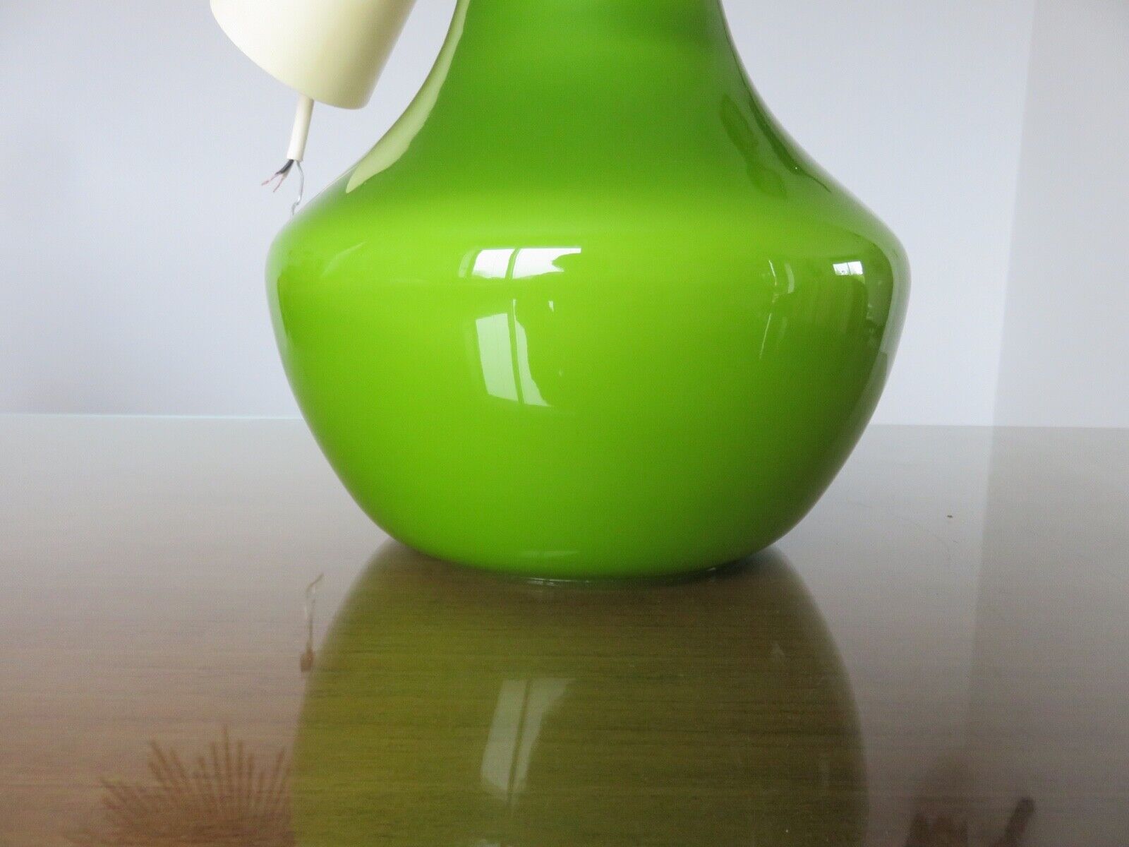 Suspension in green opaline Parscot 1970