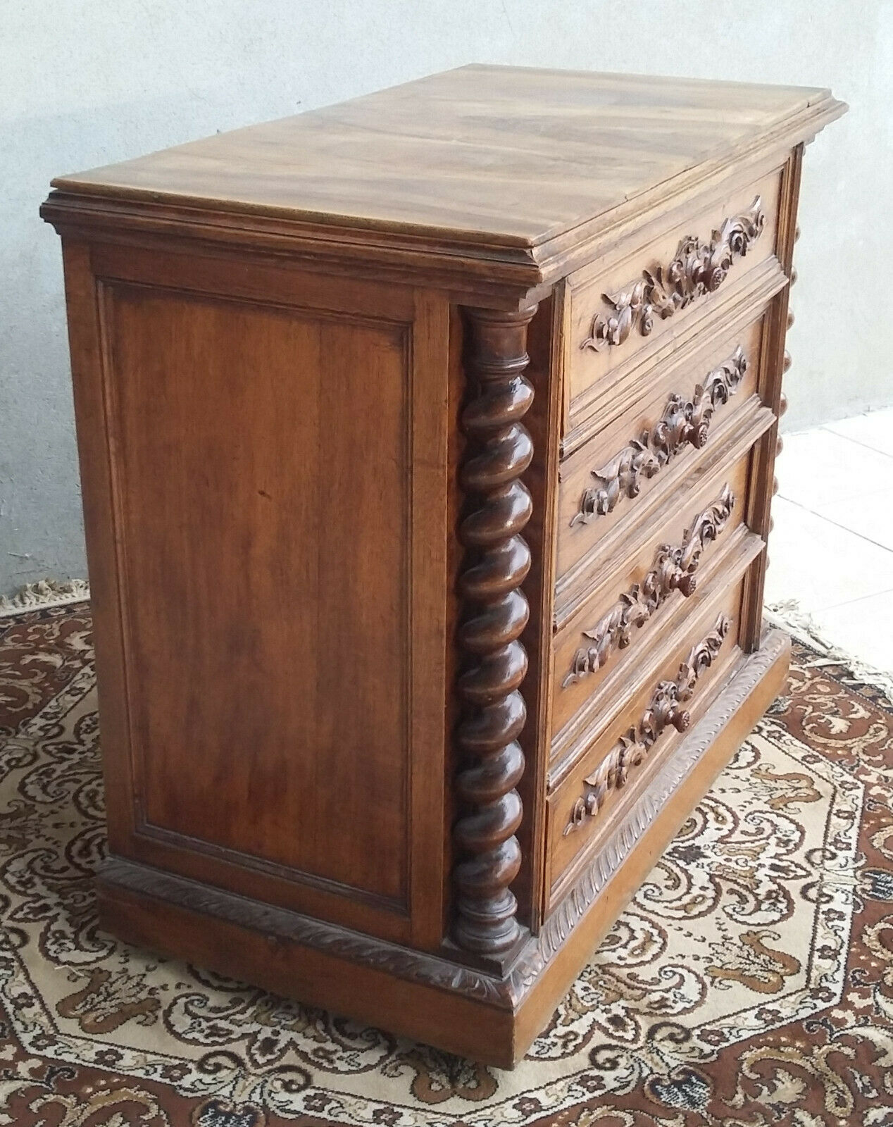 Louis XIII Commodity