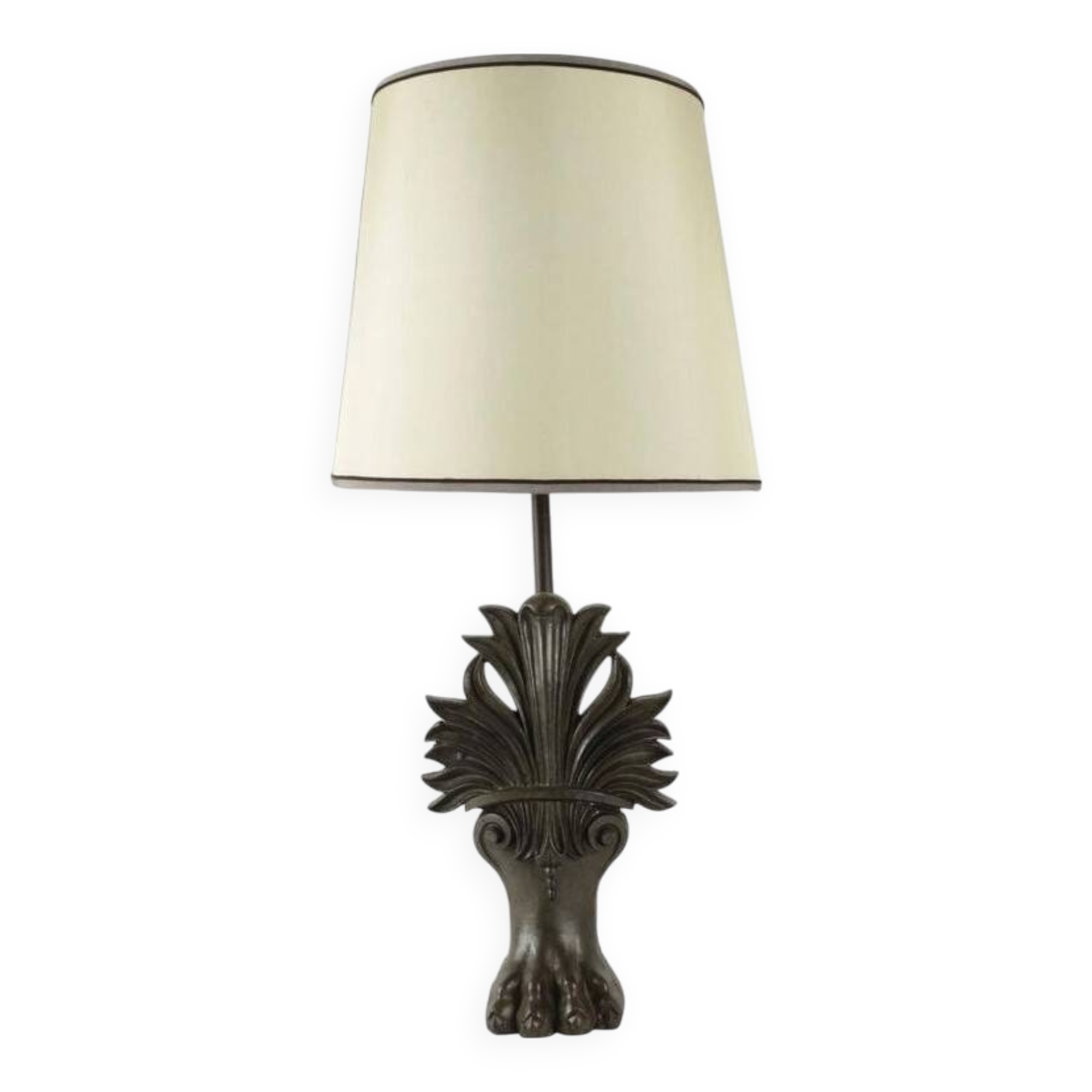 Lampe montée sur pied de baignoire en fonte, XIXème siècle