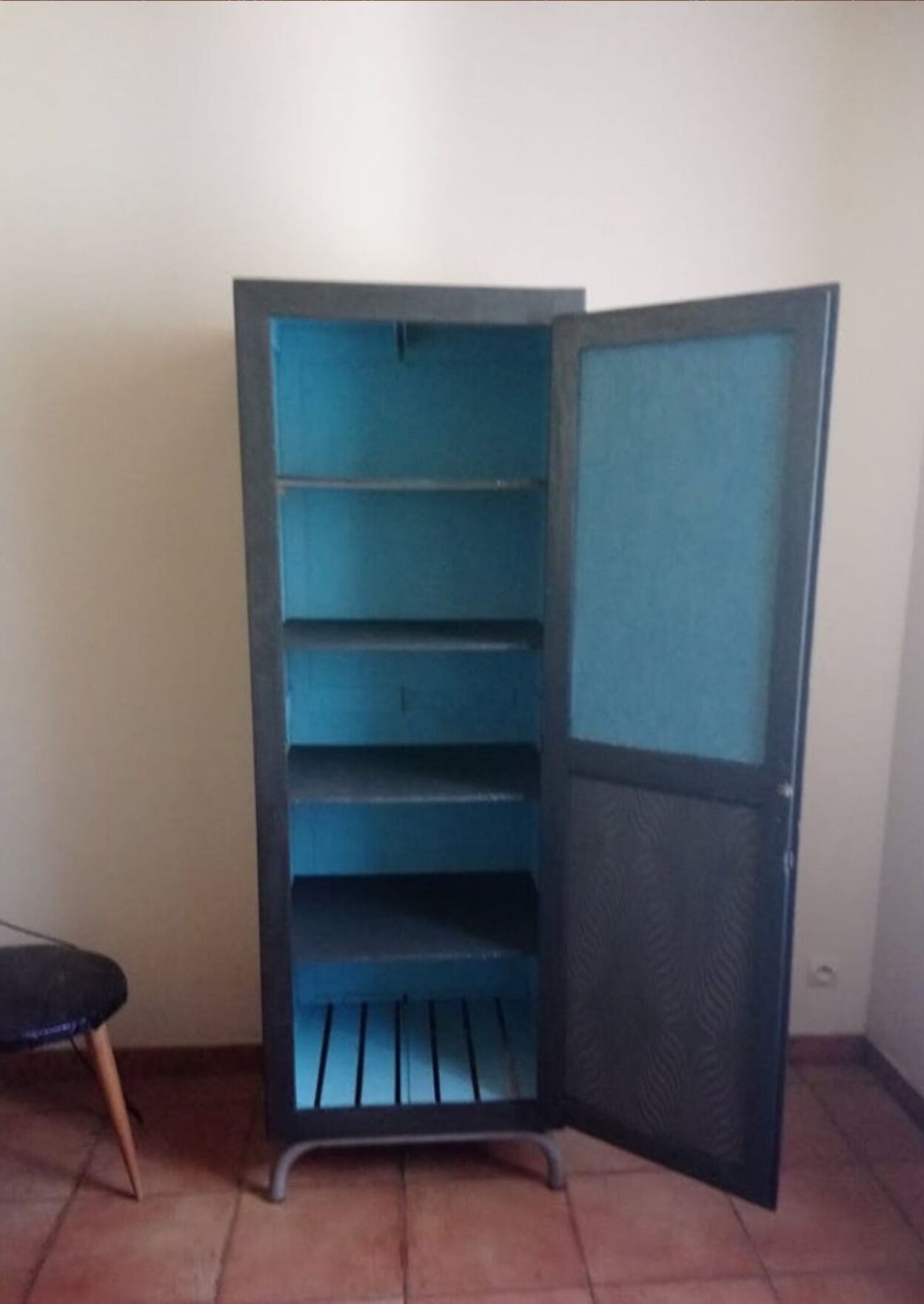 Cabinet vintage