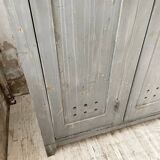 XXL workshop locker with blue patina
