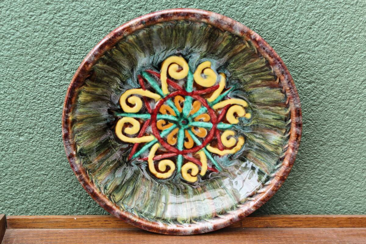 Quimper earthenware dish, HB, signed René Quillivic