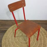 Chaise d'école enfant
