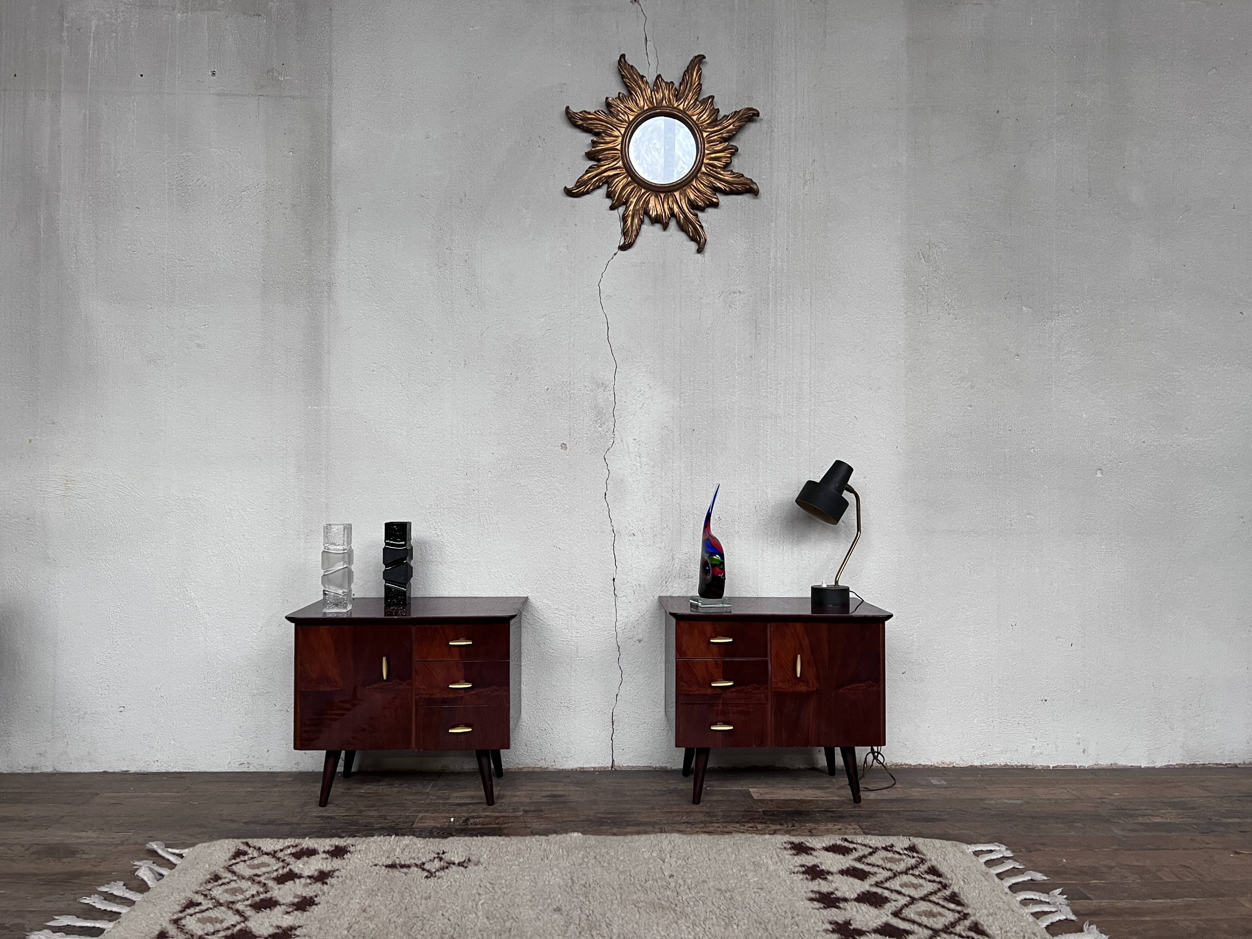 Paire de table de nuit 1950