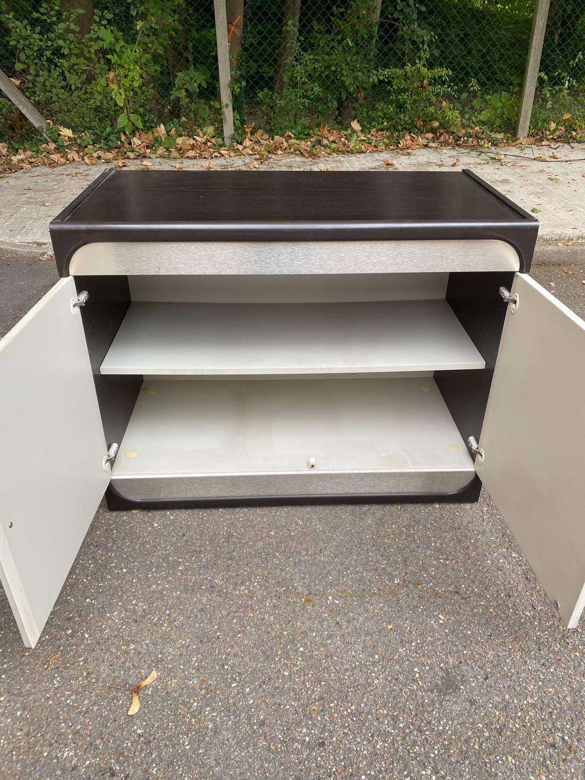 White and brown wooden chest of drawers from the 80s