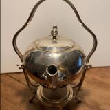 Cailar Bayard teapot with burner