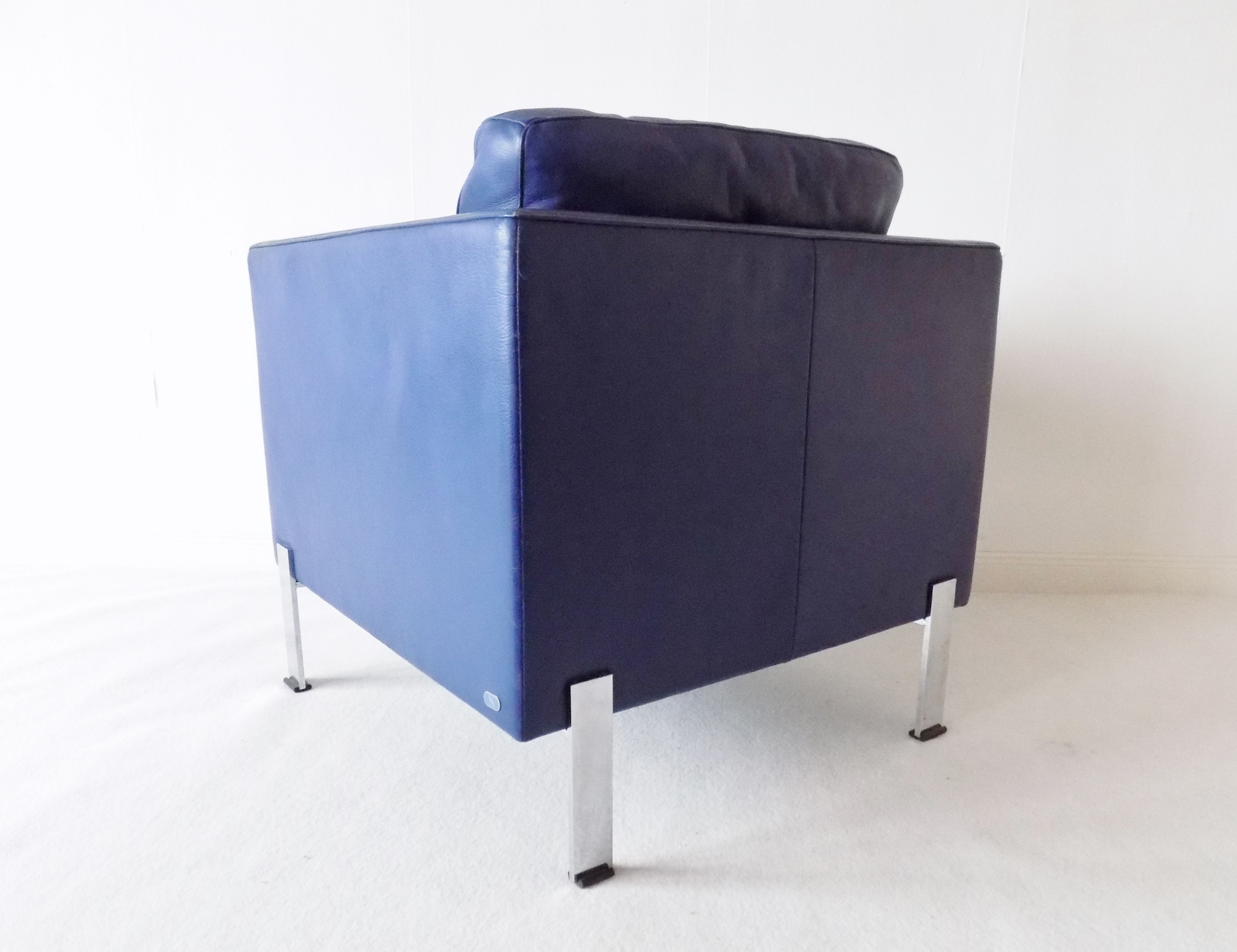 De Sede DS118 pair of blue leather club chairs