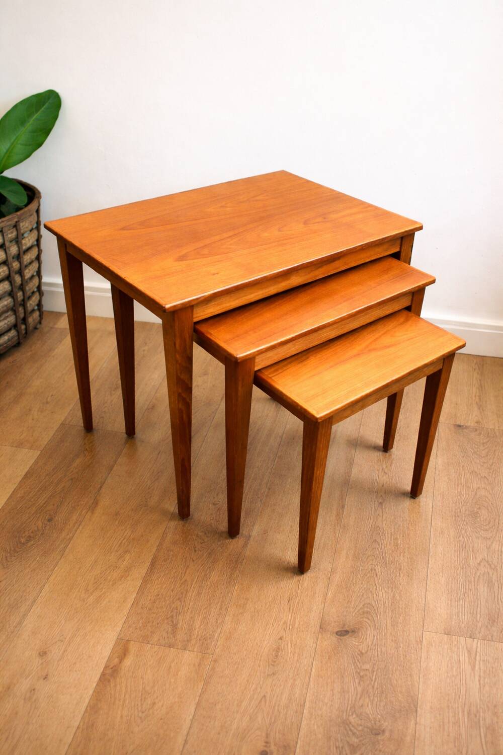 Tables gigognes scandinaves:  Kvalitet Funktion Form. Vintage 60’s