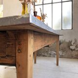 Old farm table with 225 cm extension cords