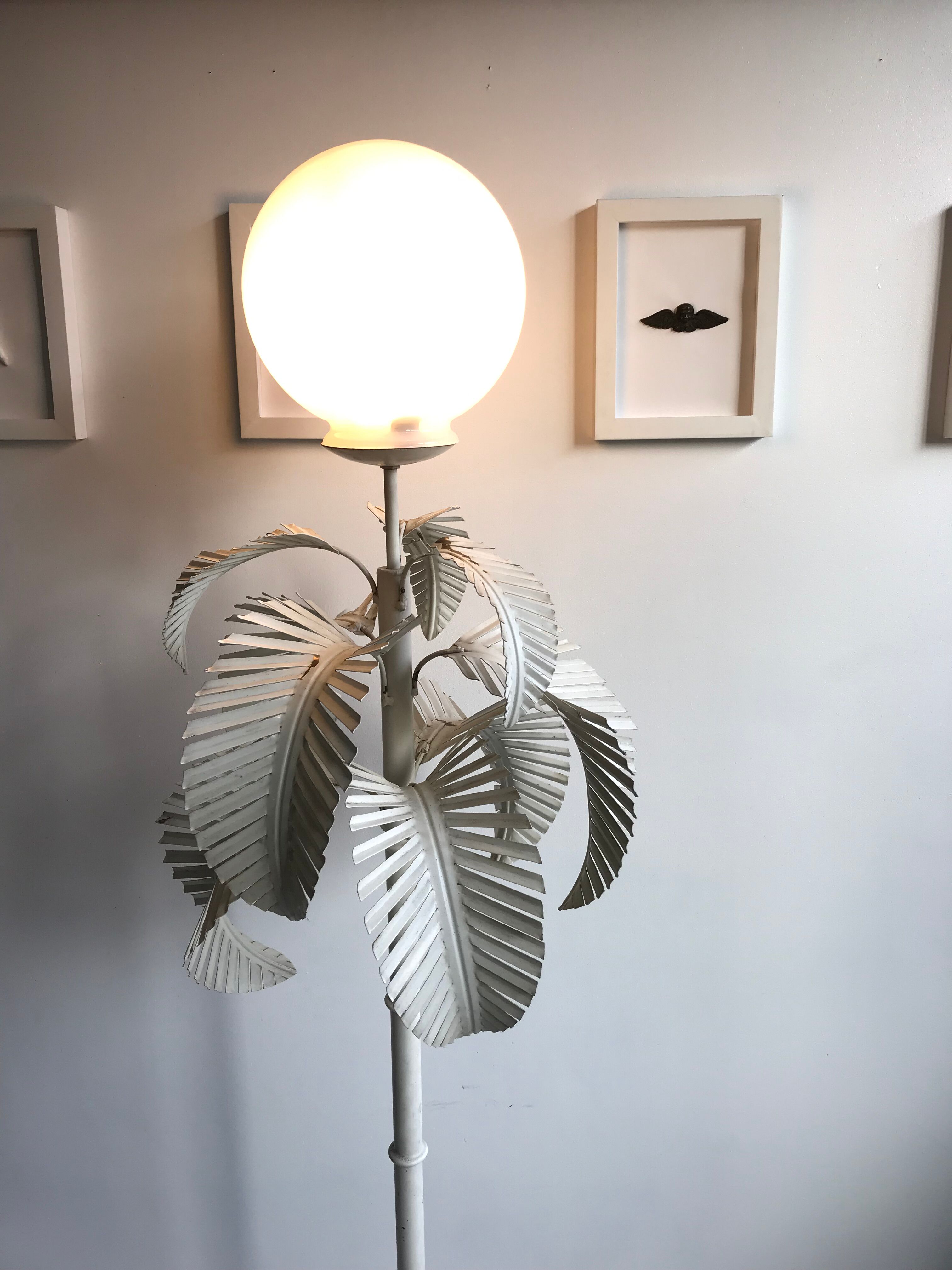 Floor lamp leaves palm