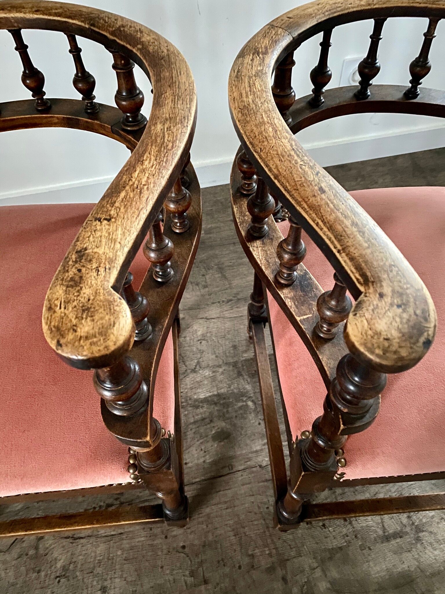 Pair of Renaissance-style corner chairs