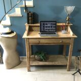 Former hairdresser or desk made of raw wood