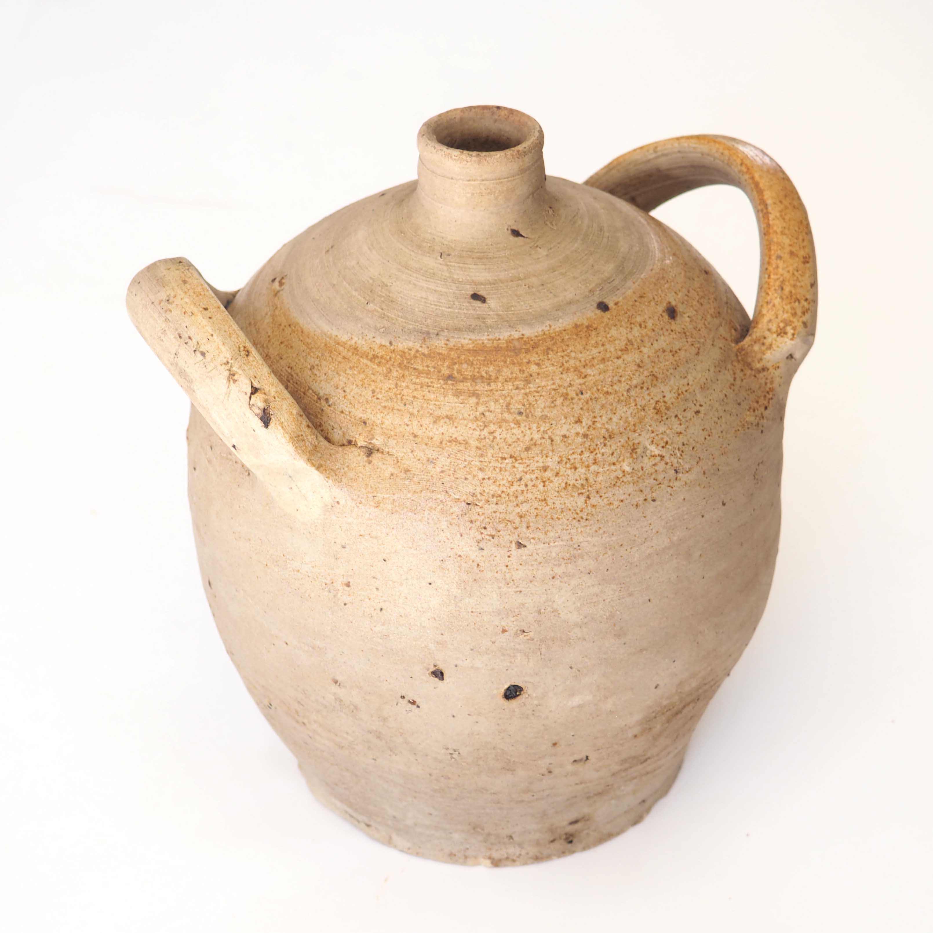 Terracotta gargoulette jar