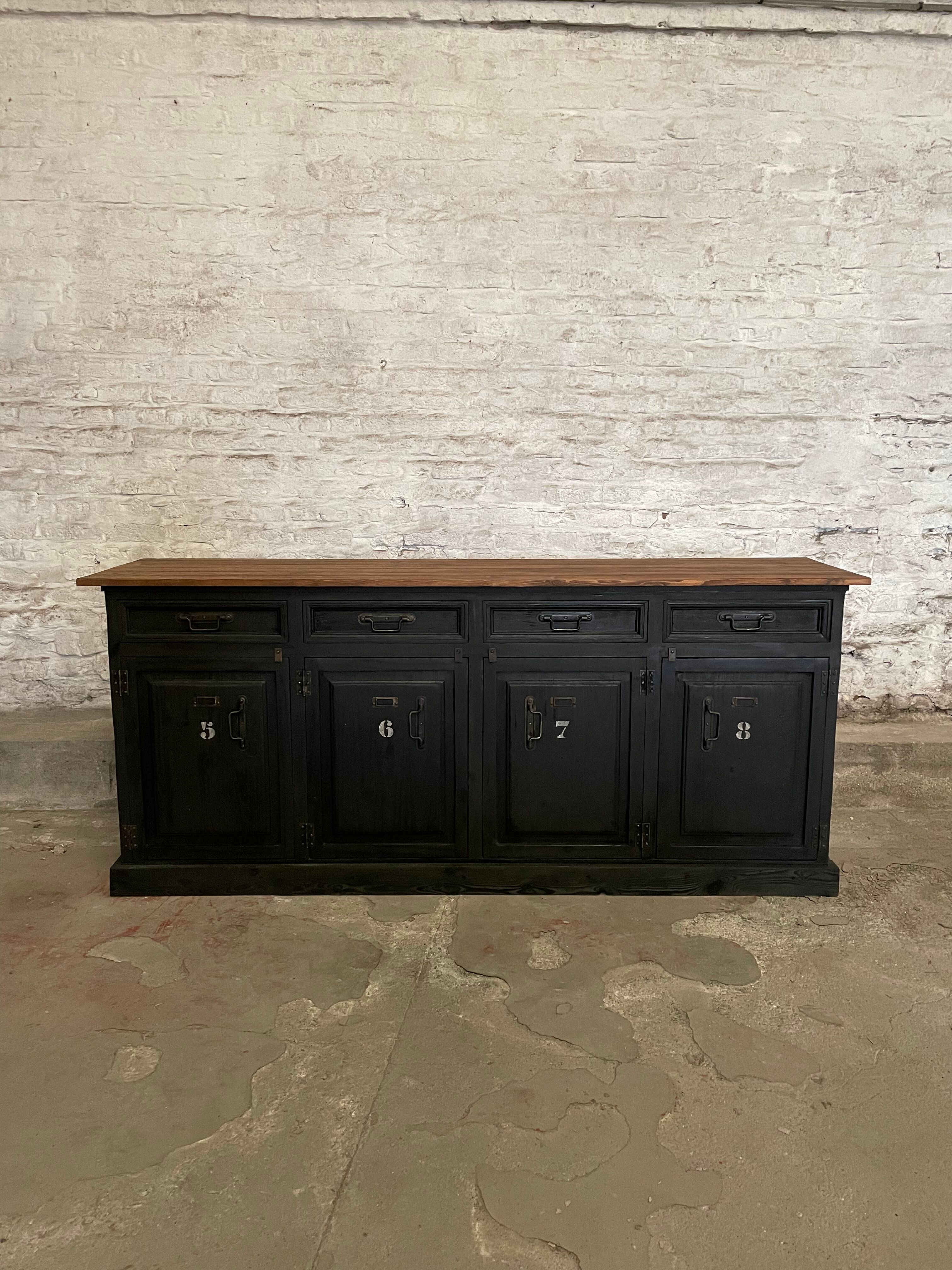 Buffet industriel