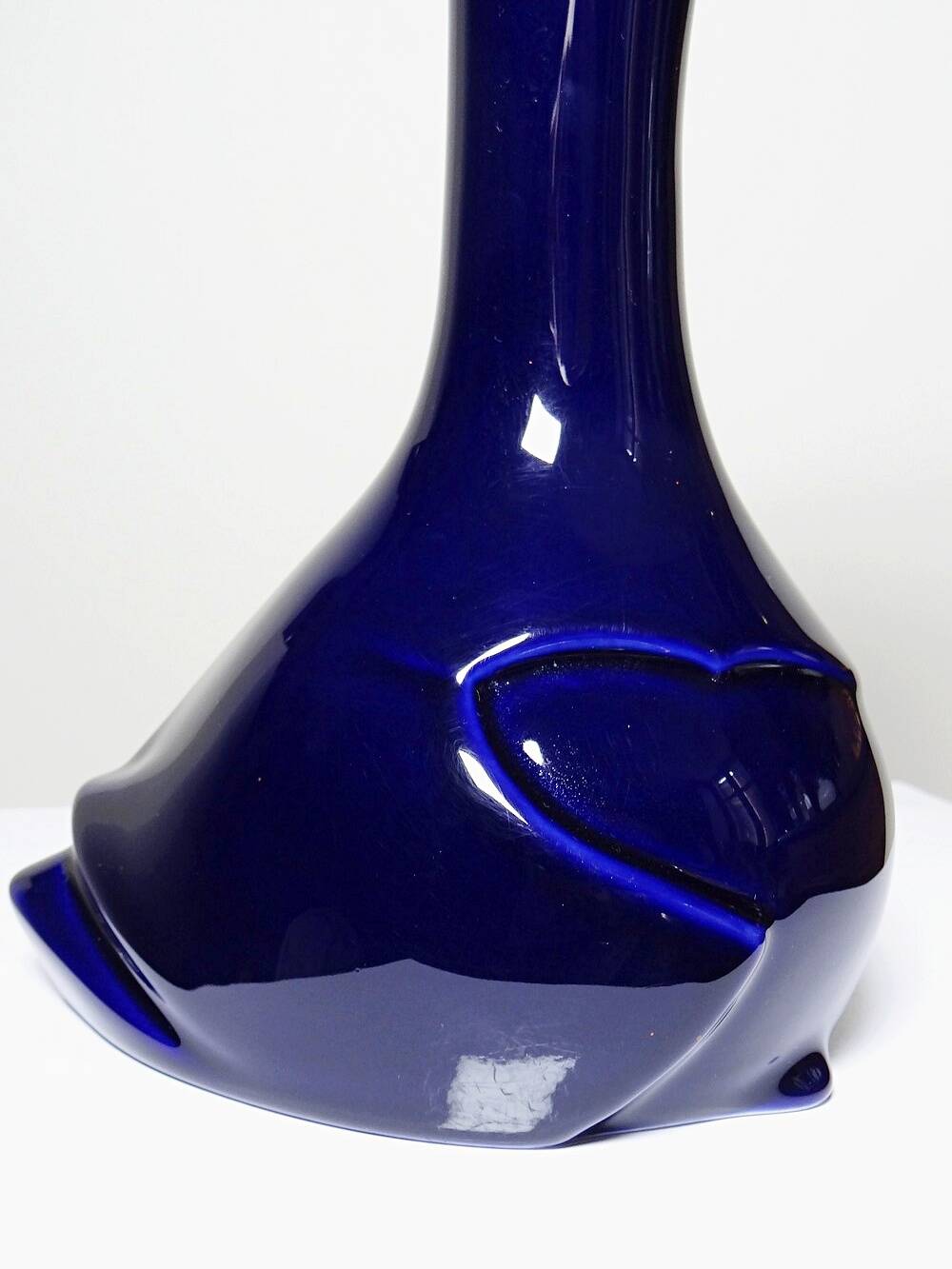 Fine white Limoges porcelain carafe, modeled after Sandoz Haviland