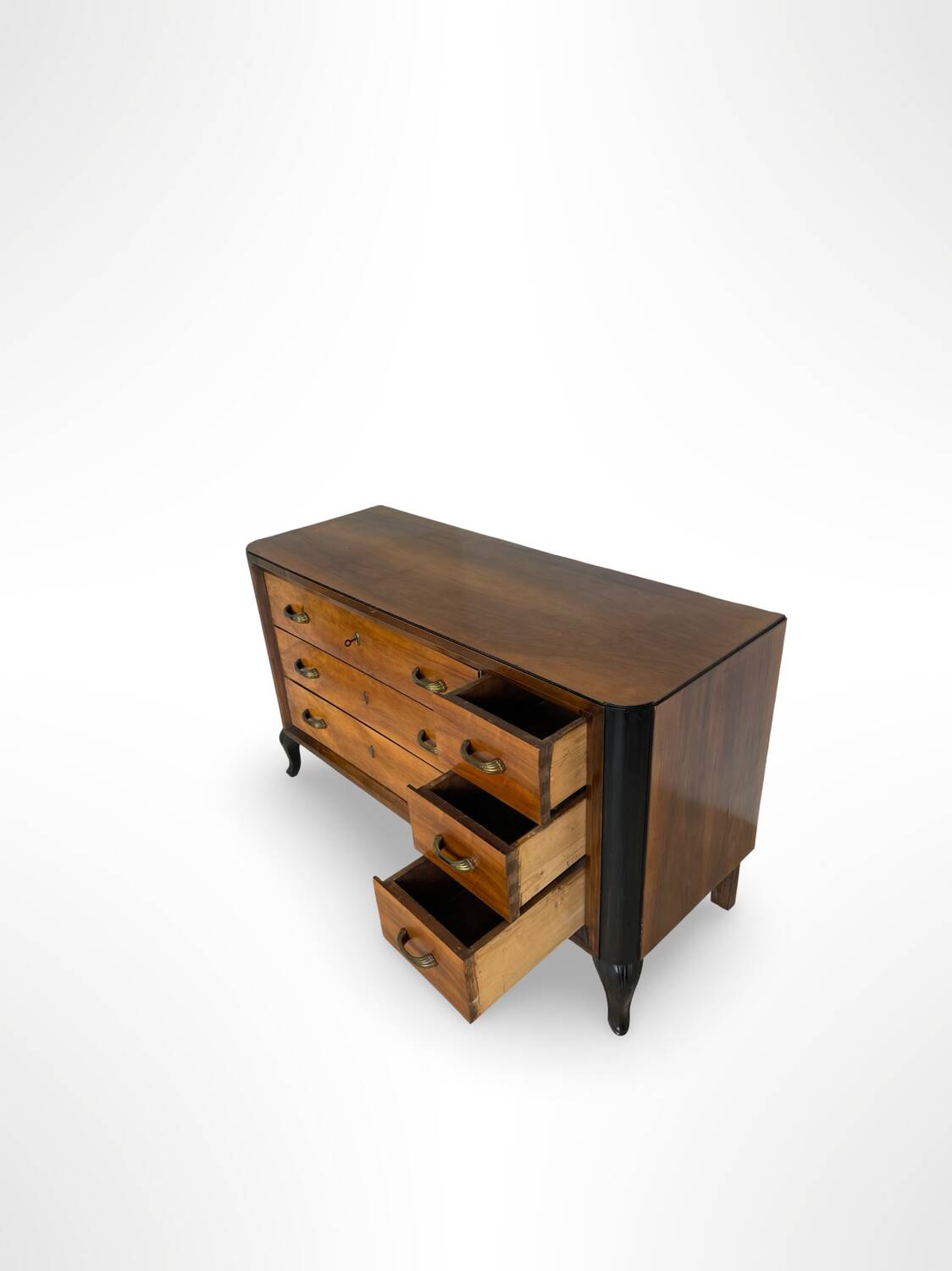 Elegant Italian chest of drawers, 1940s.