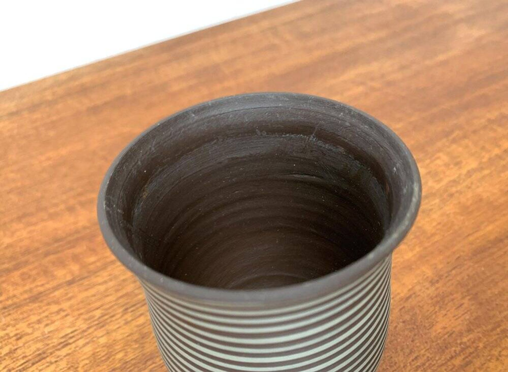 Mid-century minimalist vase by Kieler Kunstkeramik, 1960s