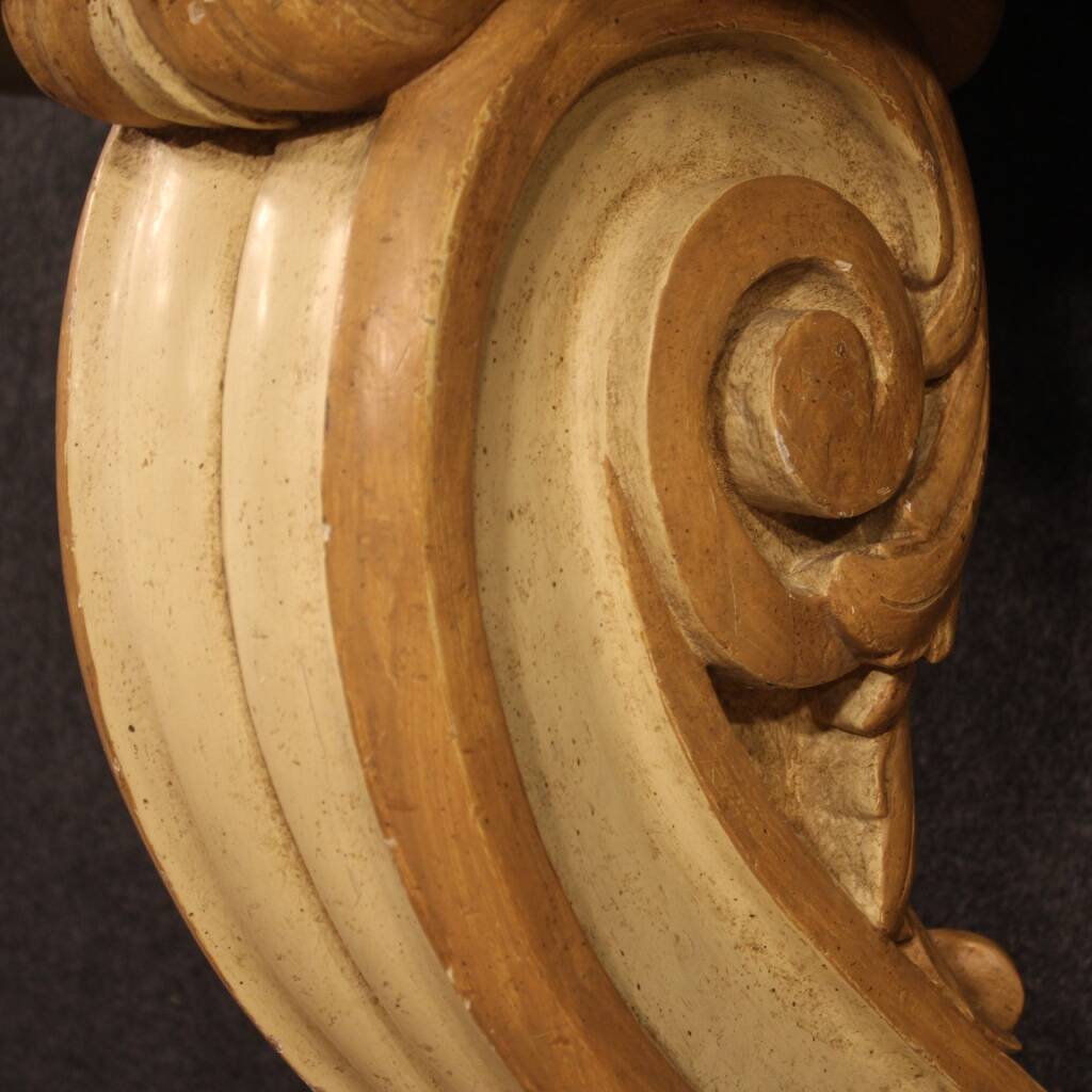 Console italienne laquée et peinte du XXe siècle