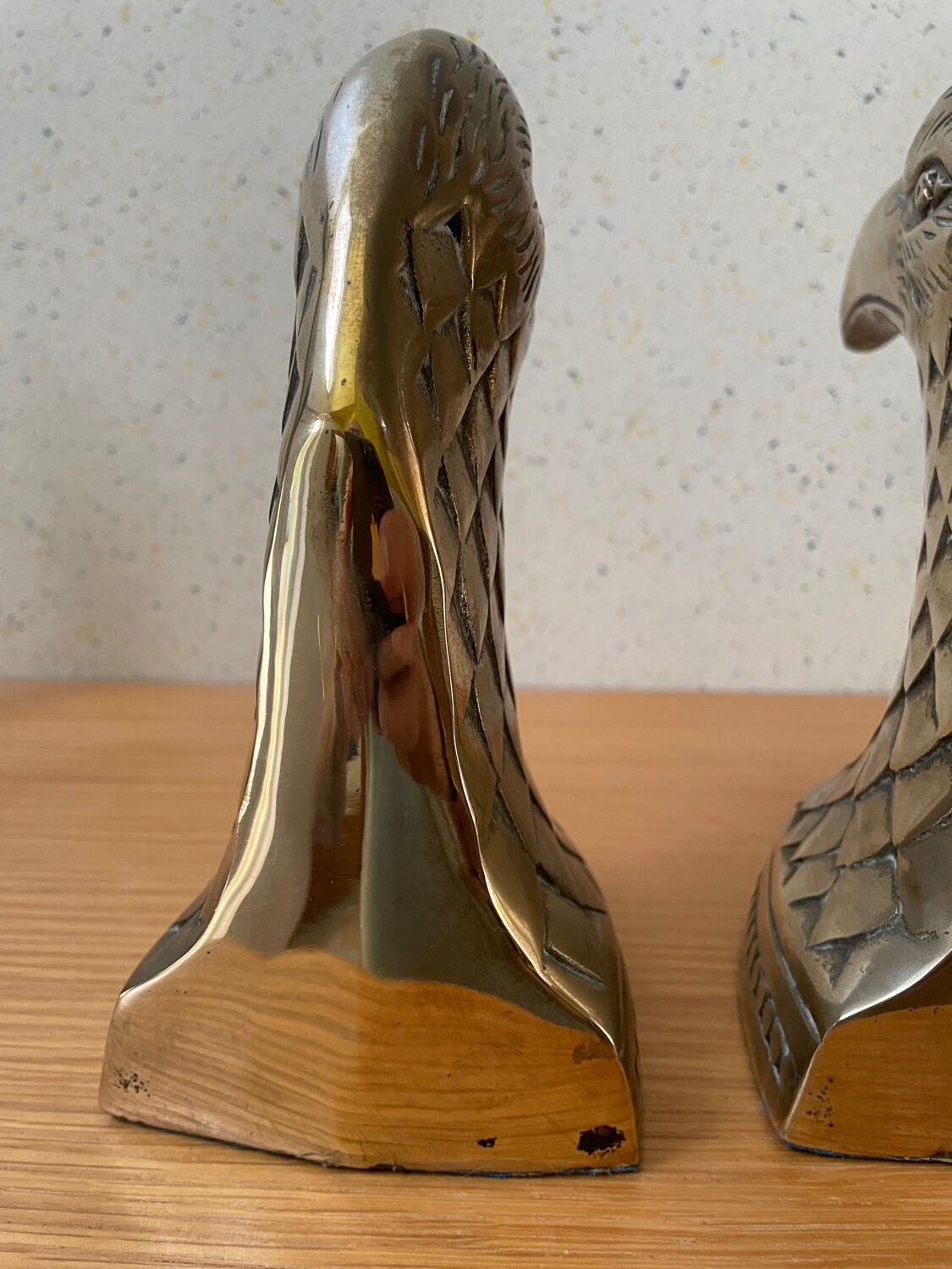 Greenhouse delivered with eagle's head