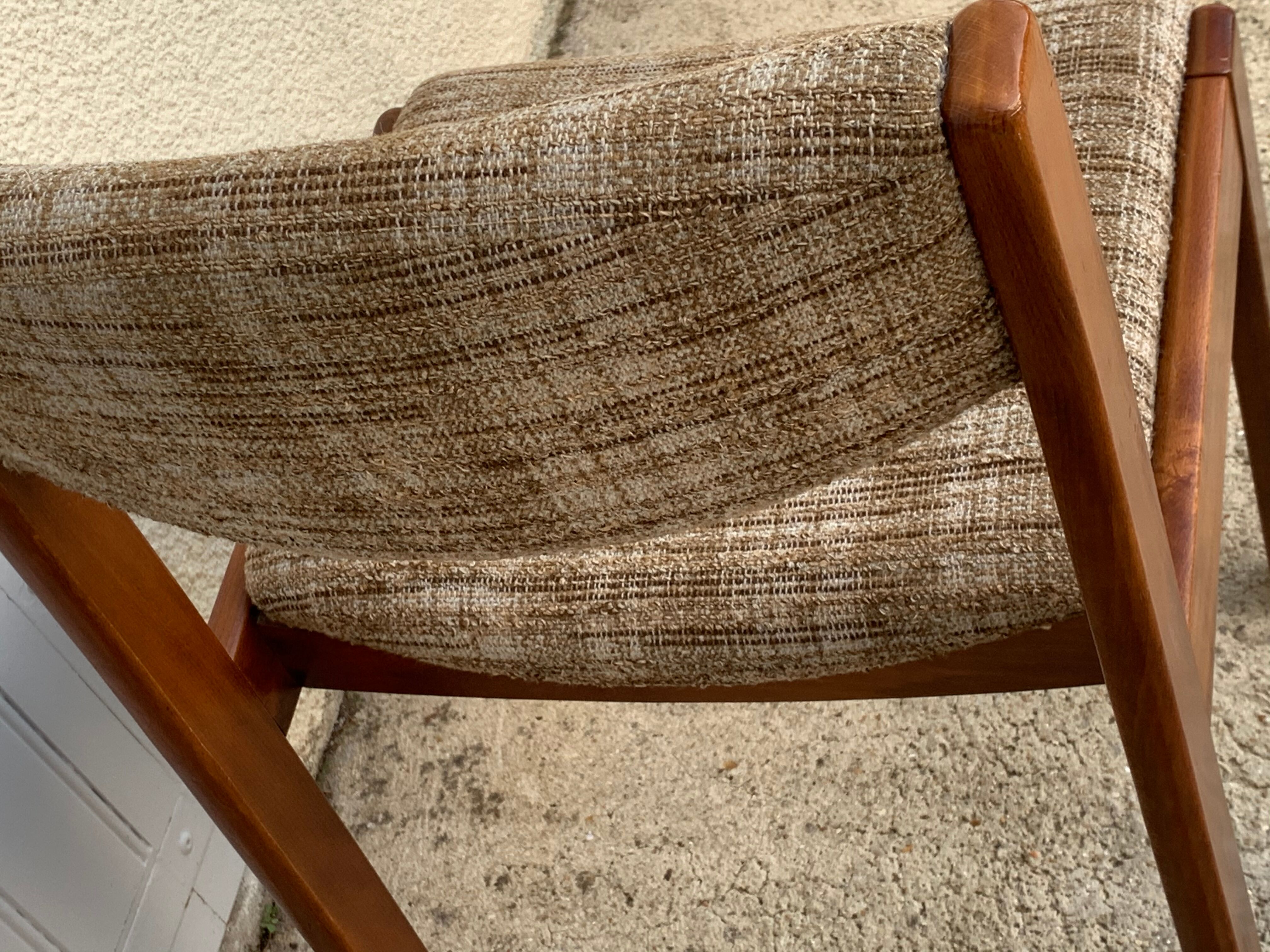 Pair of vintage chairs 1970