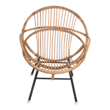 Fauteuil coquille en rotin avec accoudoirs