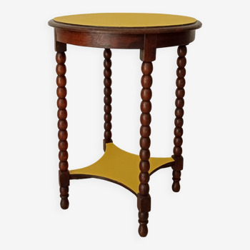Old pedestal table, early 20th century, turned wooden legs