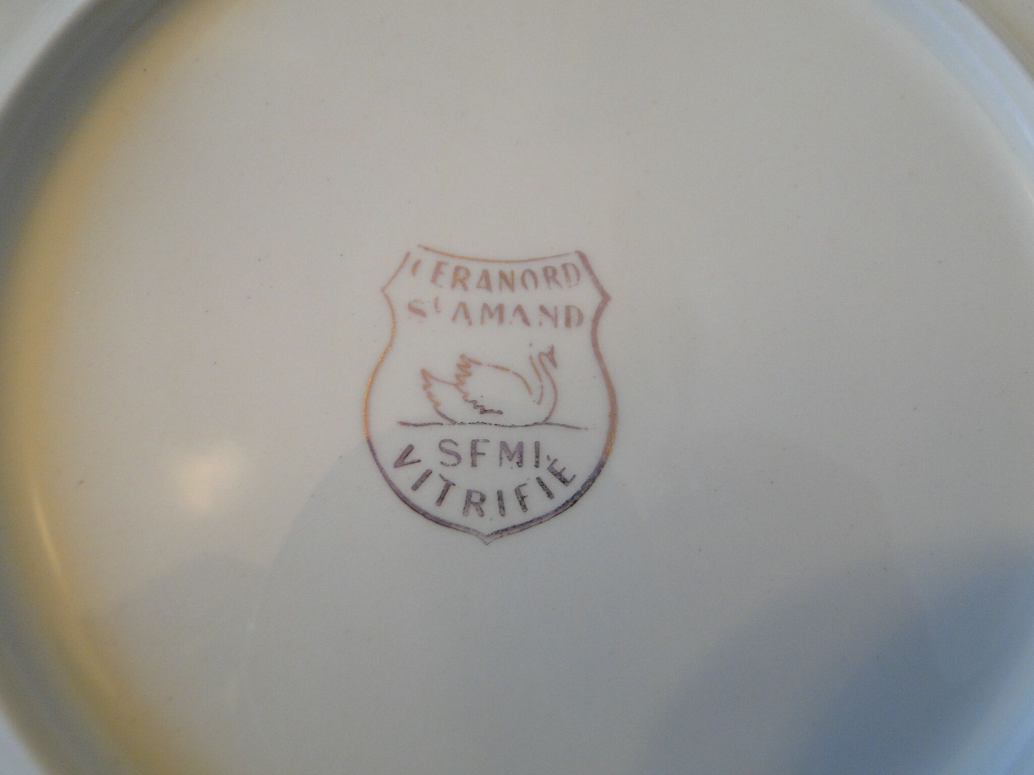 Saint Amand tart dish with cannes decor