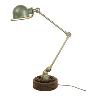 Lampe à poser jielde 2 bras sur socle bois