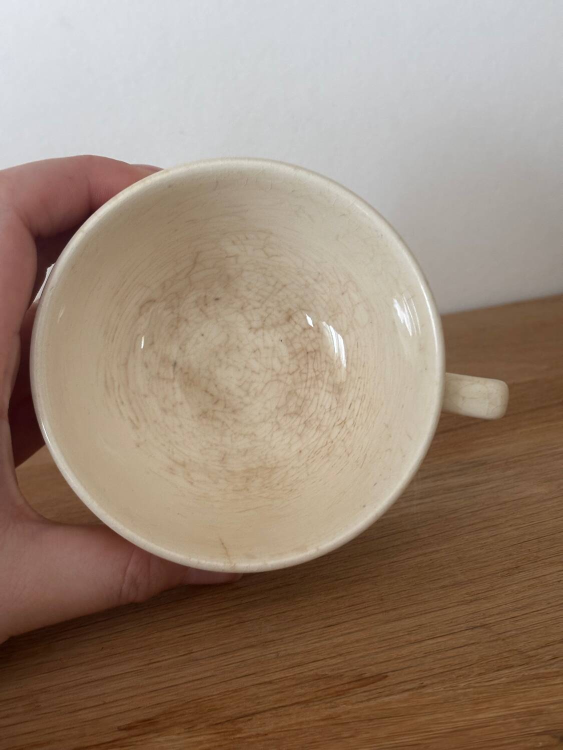 Vintage lot of 3 yellow Villeroy and Boch cups.