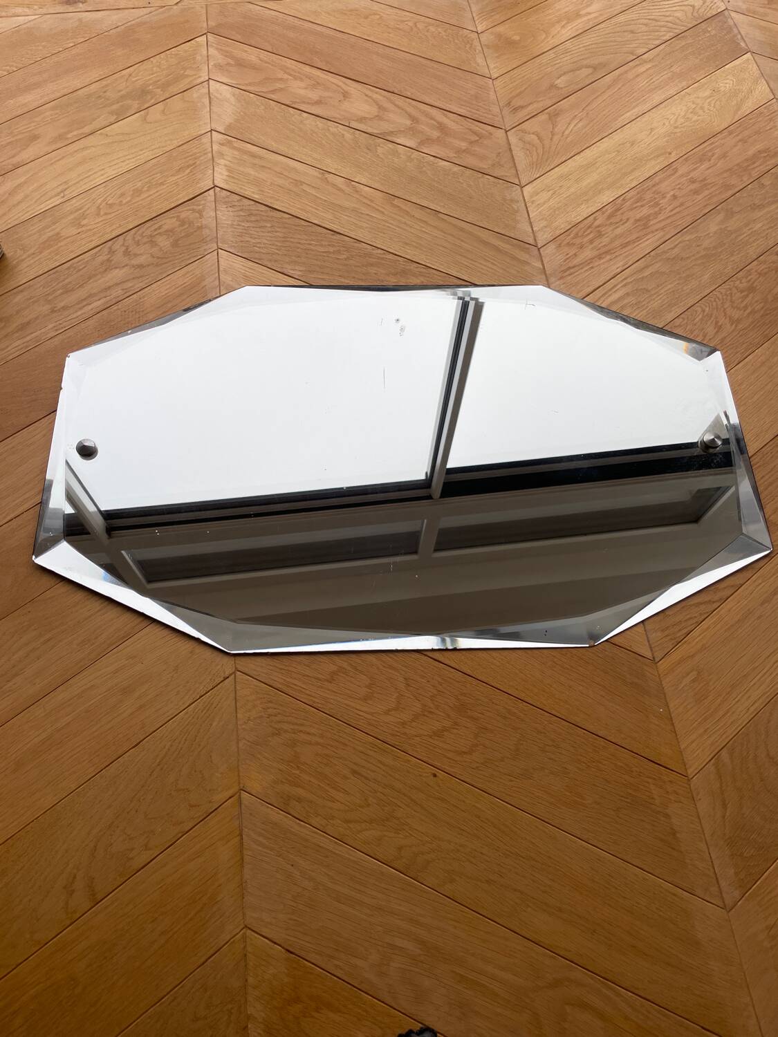 Beveled mirror